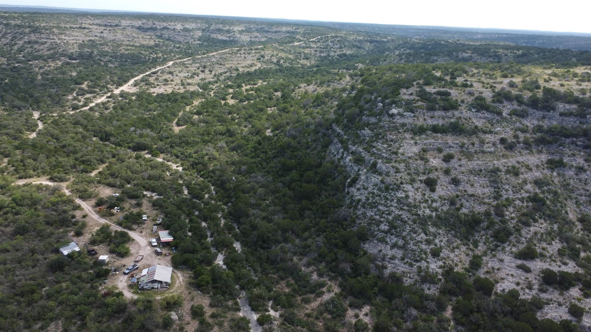130 acres in Val Verde County gallery image 2