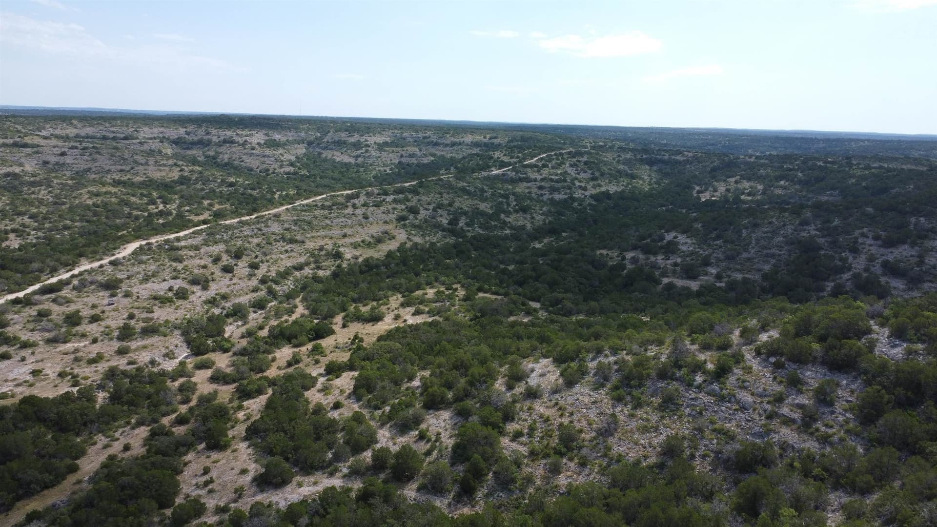 130 acres in Val Verde County gallery image 3