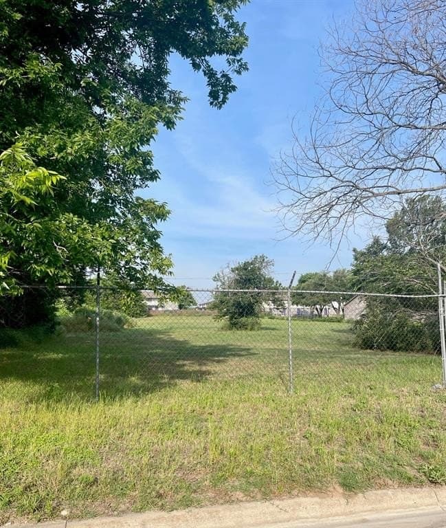 1.7 acres in Erath County gallery image 4