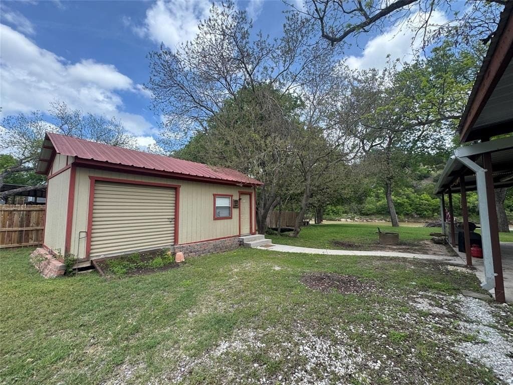 0.83 acres in Parker County gallery image 3