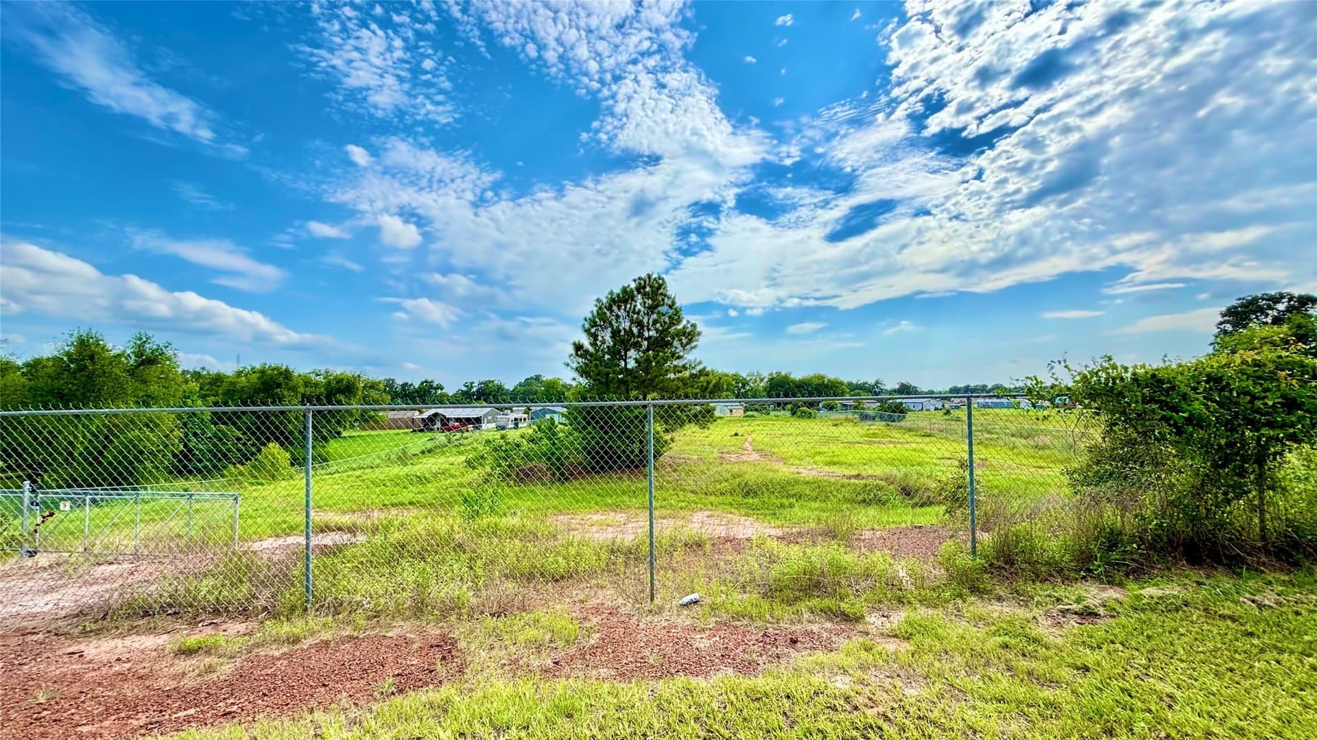 1.92 acres in Wood County gallery image 3