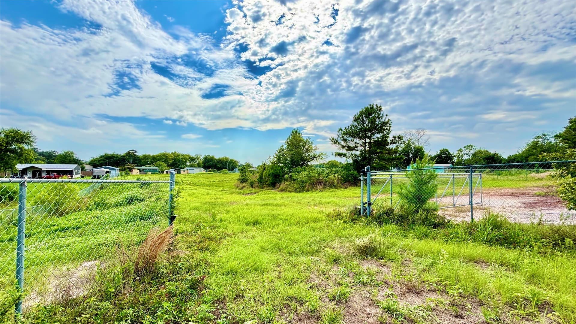 1.92 acres in Wood County gallery image 2