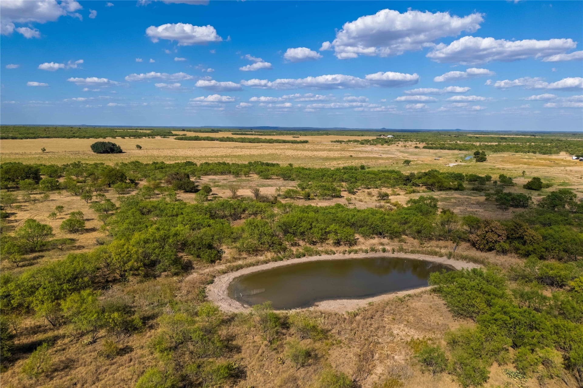 652.78 acres in Callahan County - photo 8