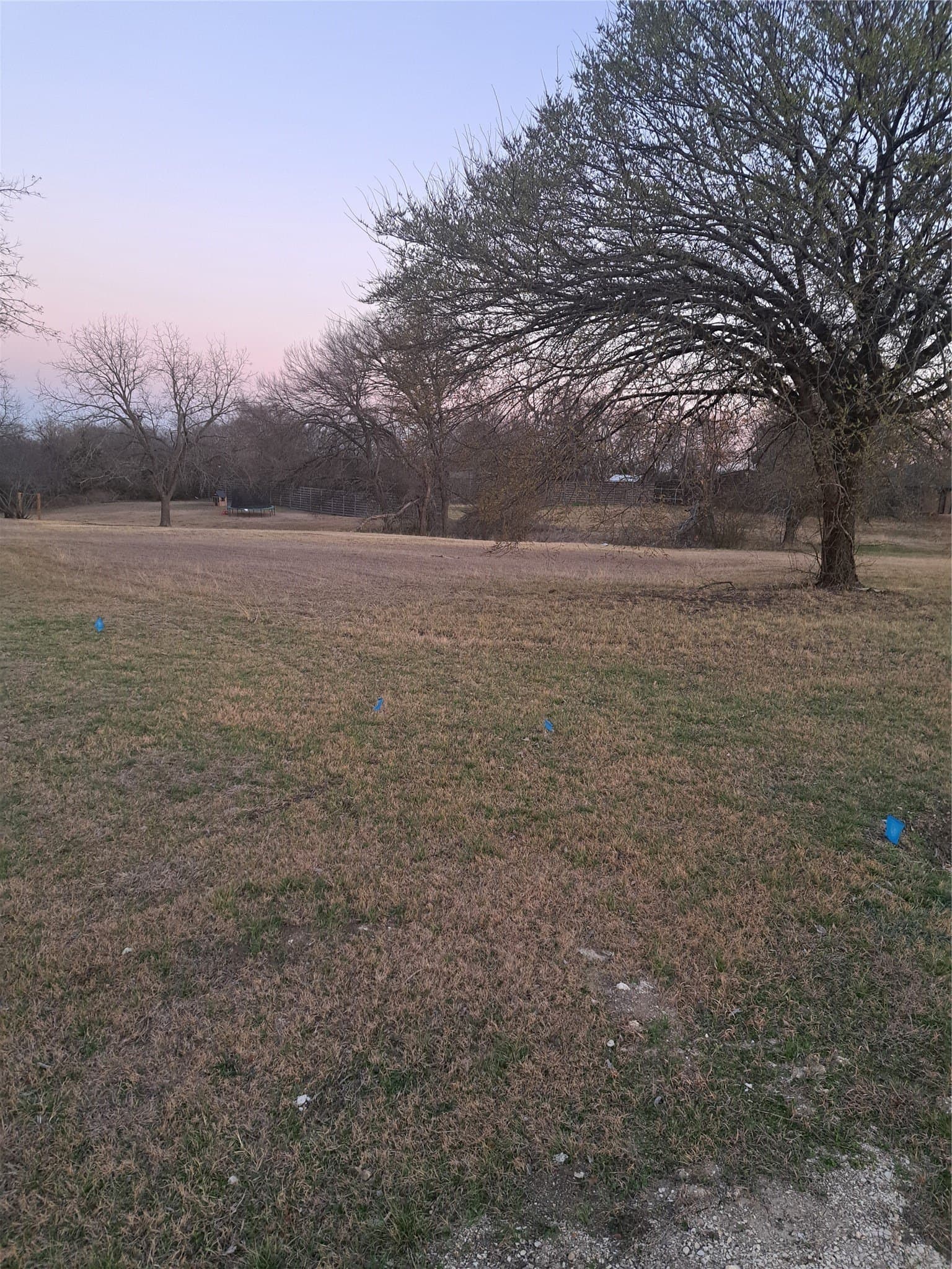 0.8 acres in Ellis County - photo 2