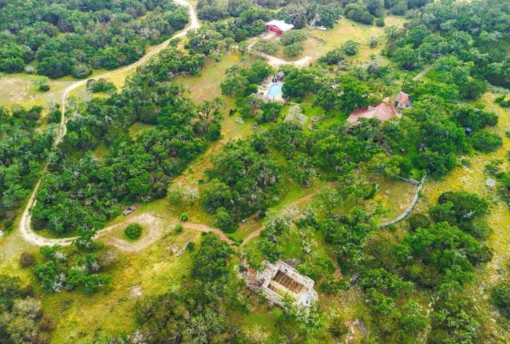 12 acres in Hays County gallery image 3