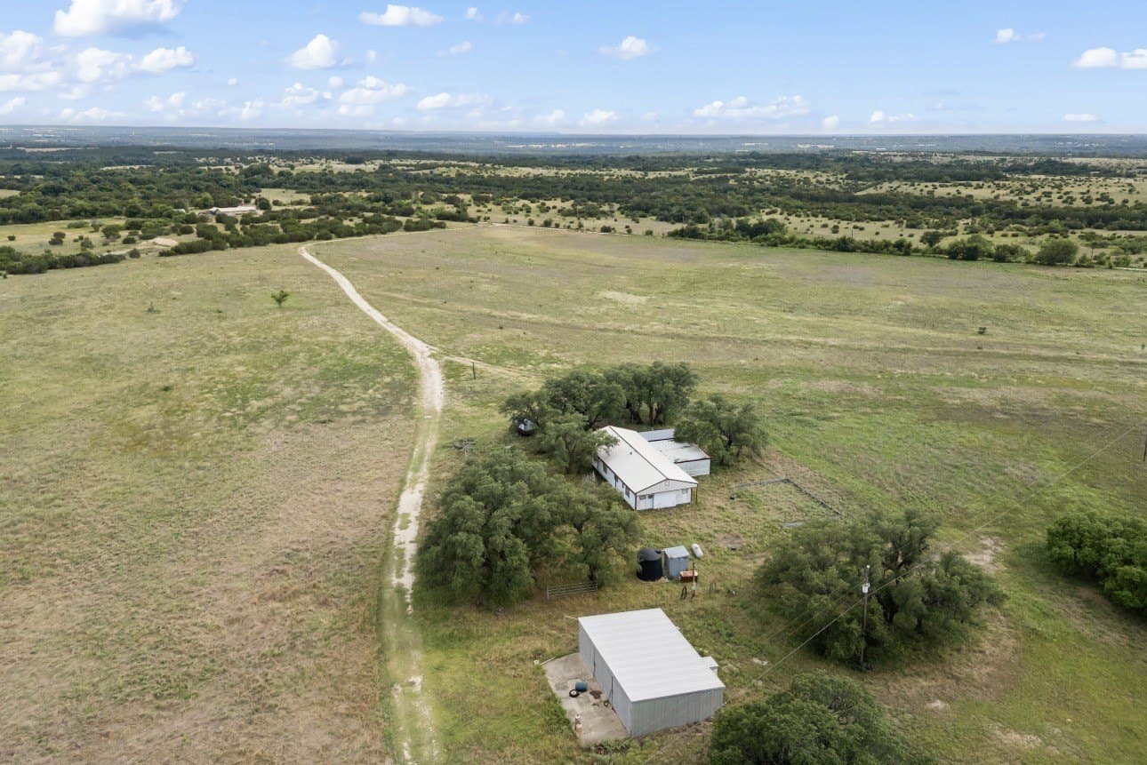193.64 acres in Bosque County - photo 7