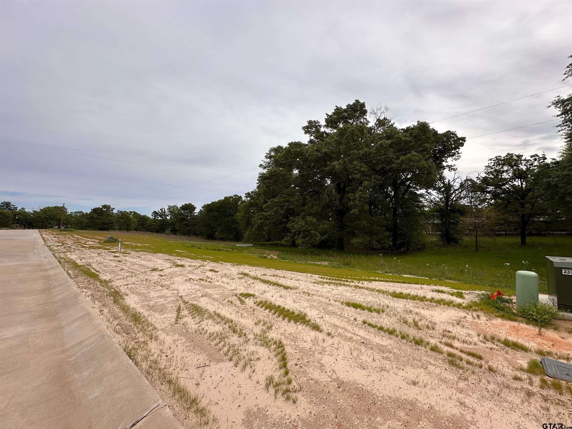 0.58 acres in Smith County - photo 2