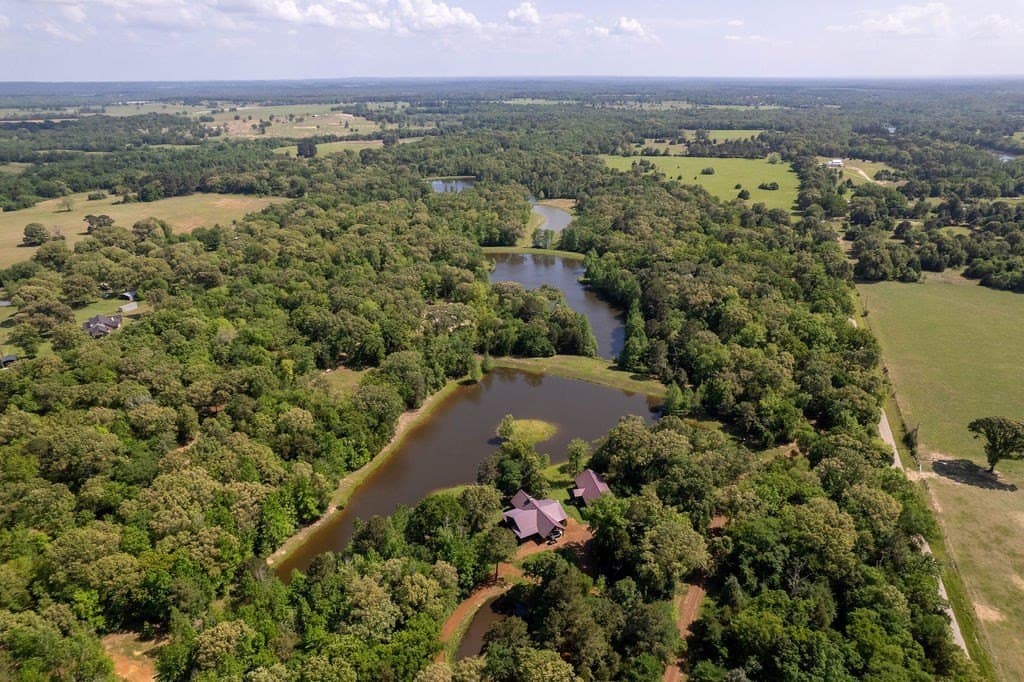 0.75 acres in ANDERSON County - photo 28
