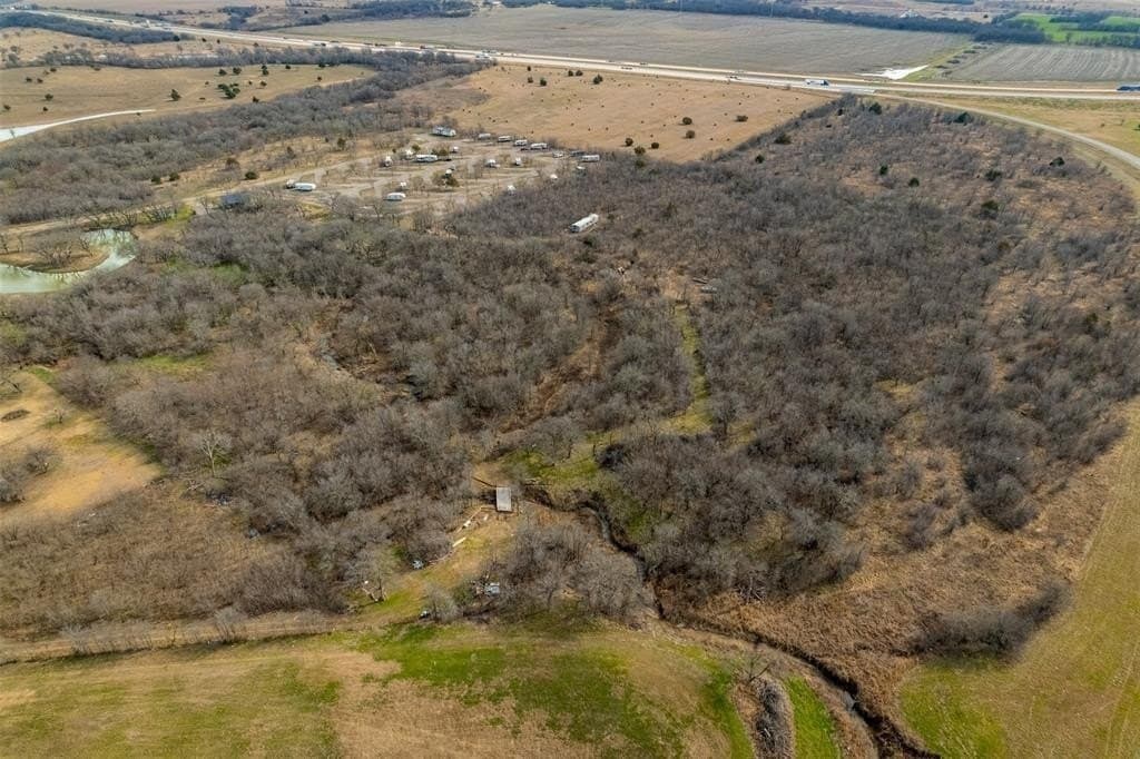 17.14 acres in Hill County - photo 9