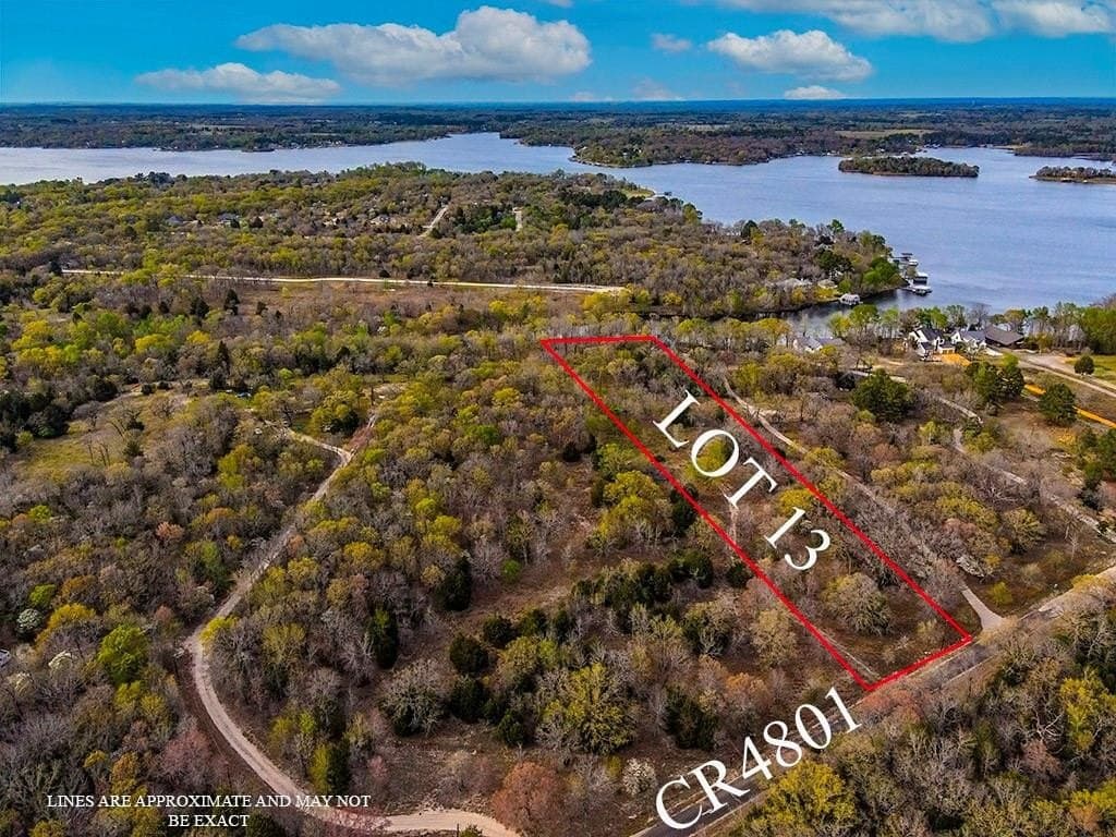 2.05 acres in Henderson County gallery image 3