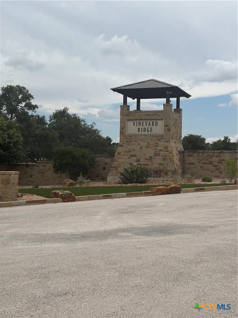 2.51 acres in Gillespie County - photo 8