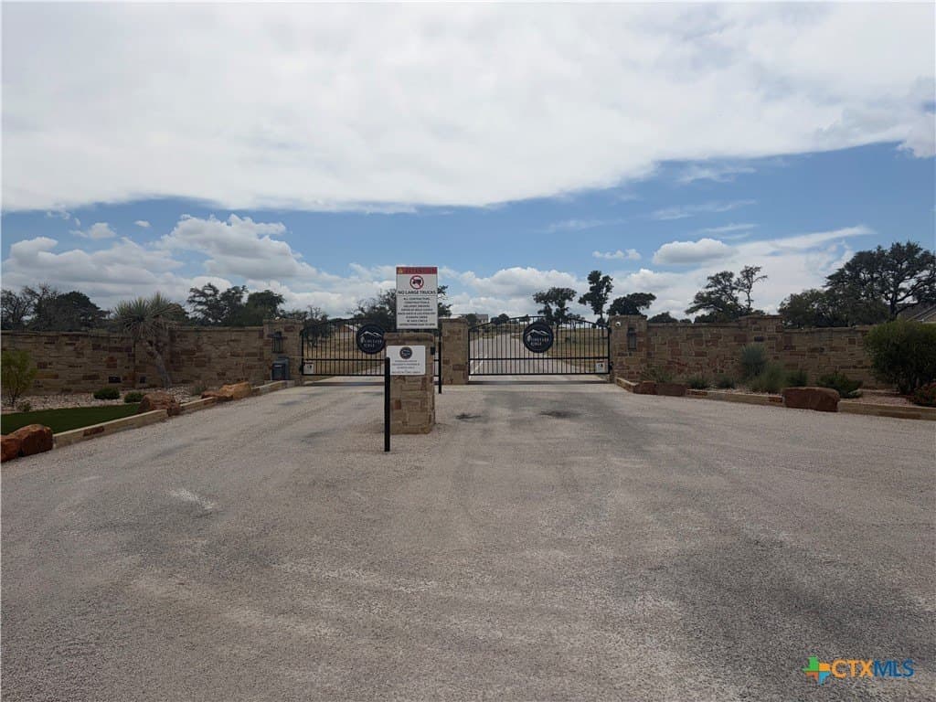 2.51 acres in Gillespie County - photo 11