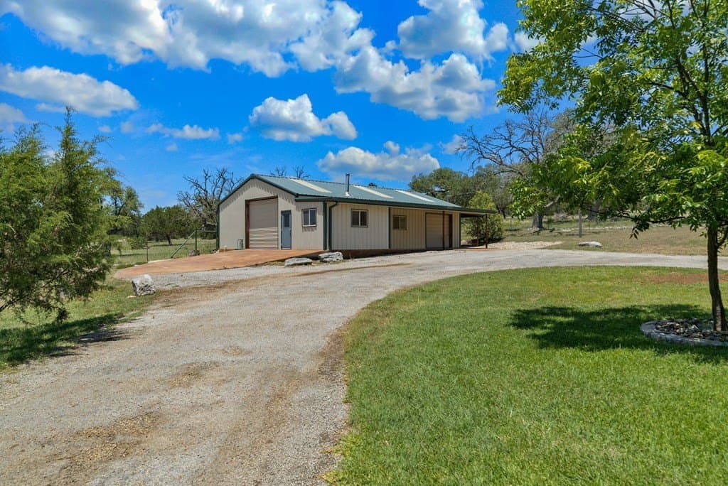 11.9 acres in Gillespie County gallery image 4