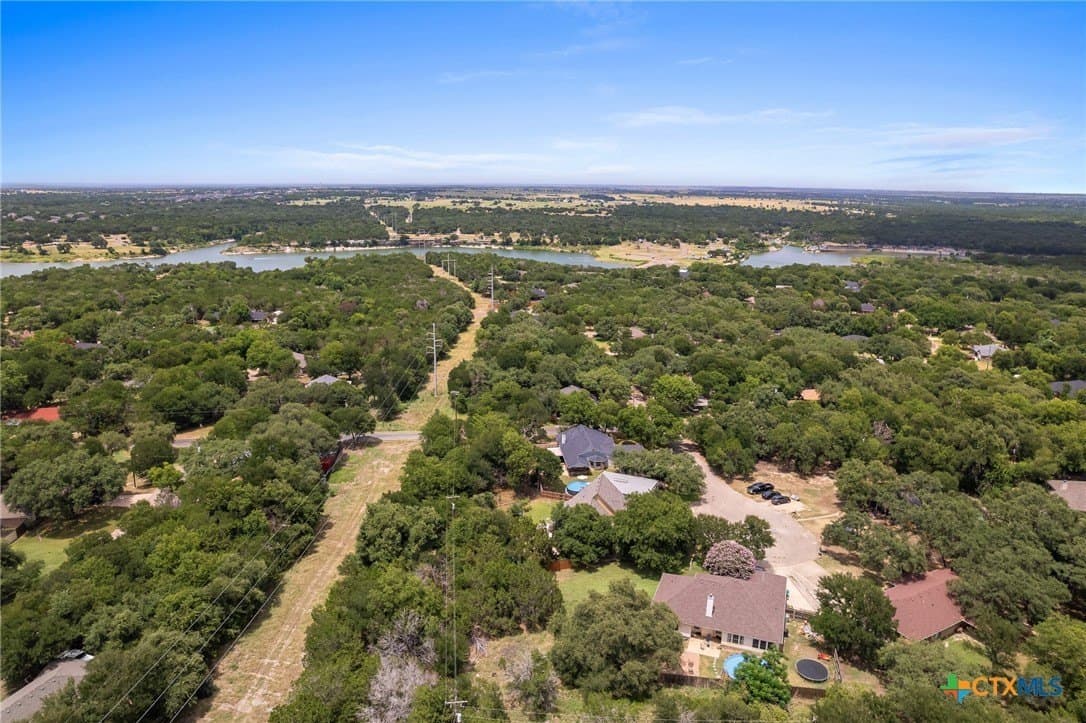 0.2 acres in Bell County - photo 6