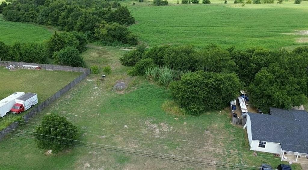 0.21 acres in Ellis County gallery image 3