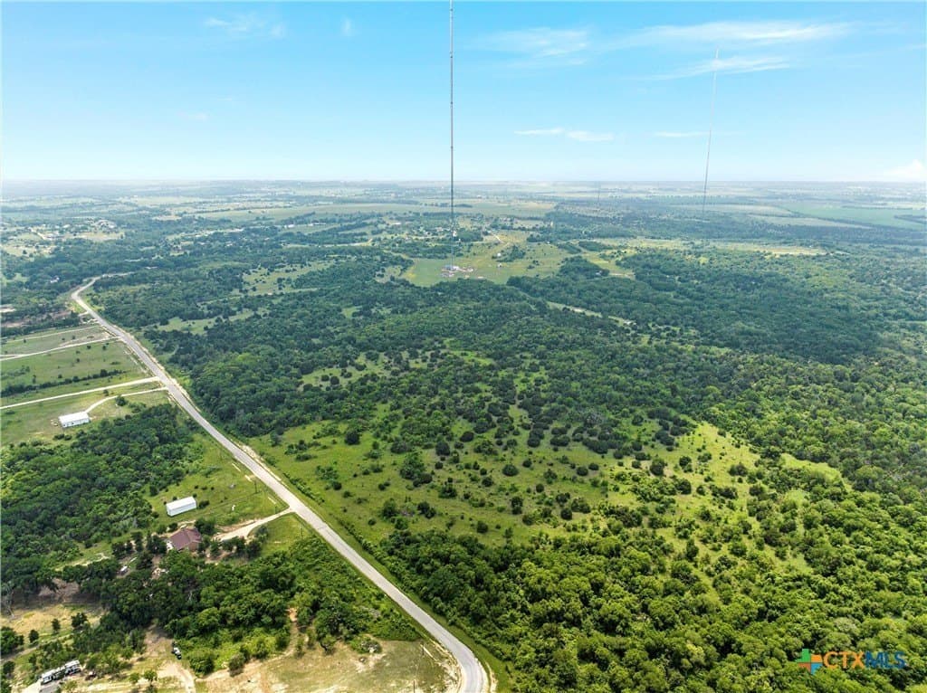 13.3 acres in McLennan County gallery image 4