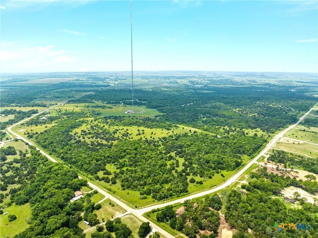 13.3 acres in McLennan County gallery image 3