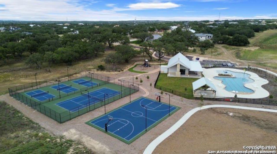 1.03 acres in Comal County - photo 8
