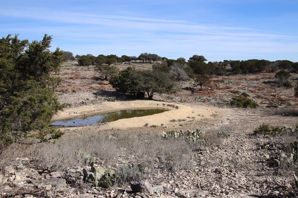 124.89 acres in Edwards County - photo 25