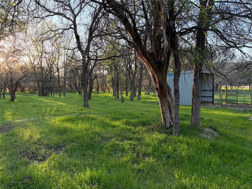 2.09 acres in Palo Pinto County gallery image 3