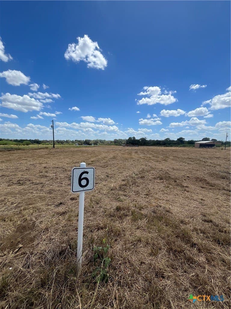 3 acres in Gonzales County
