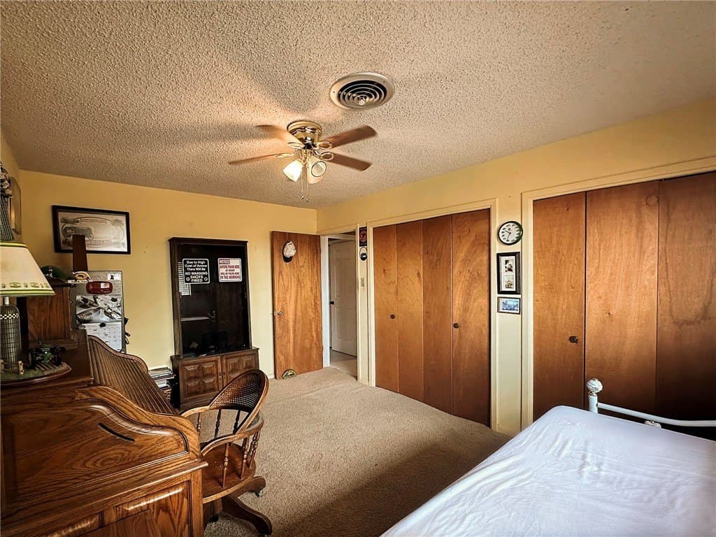 10 acres in Bee County - photo 17