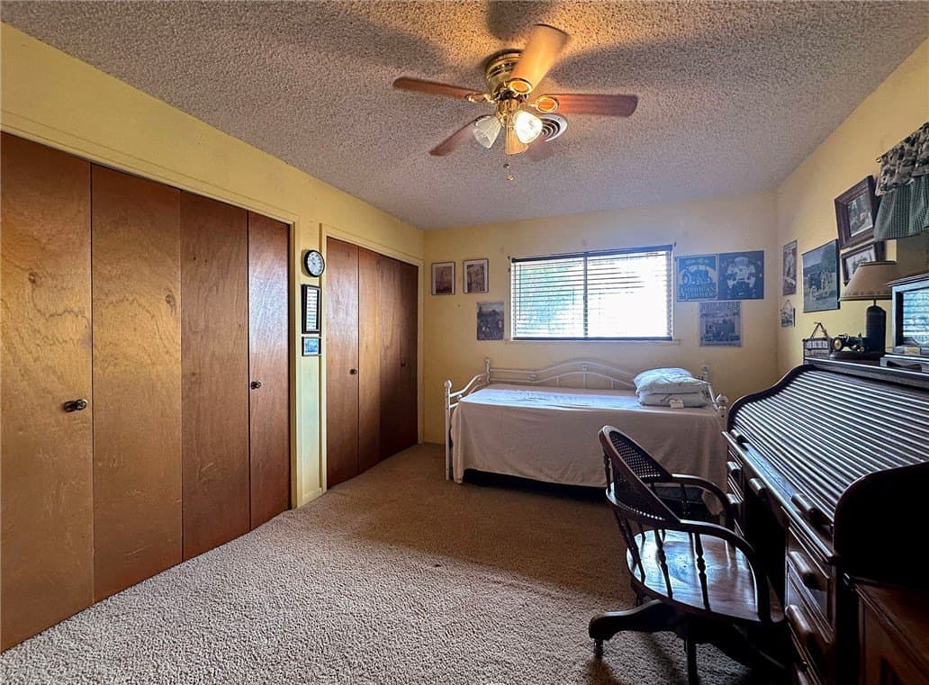 10 acres in Bee County - photo 8