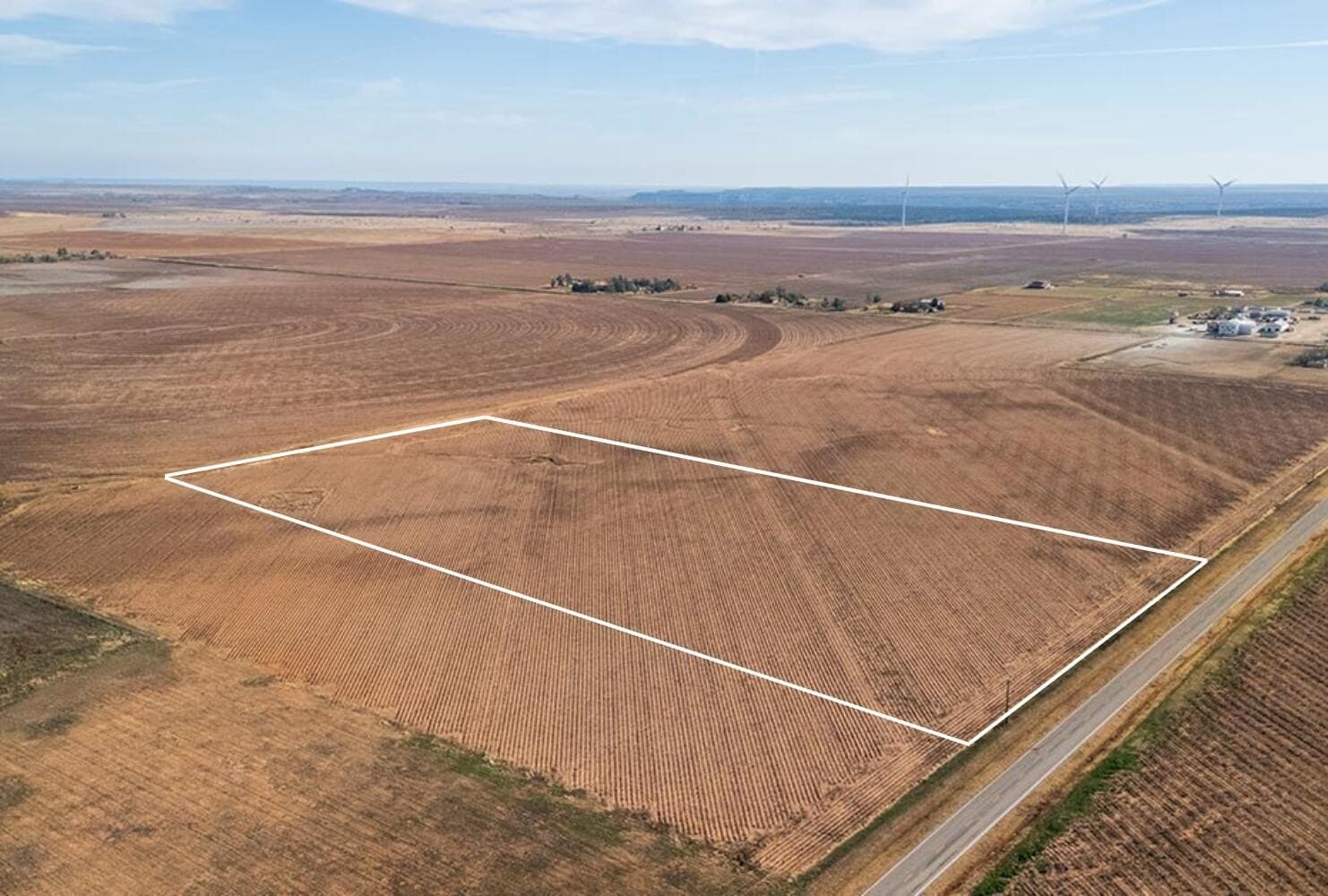 16 acres in Lynn County
