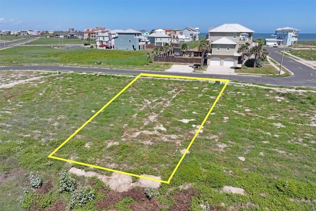 0.16 acres in Nueces County - photo 18