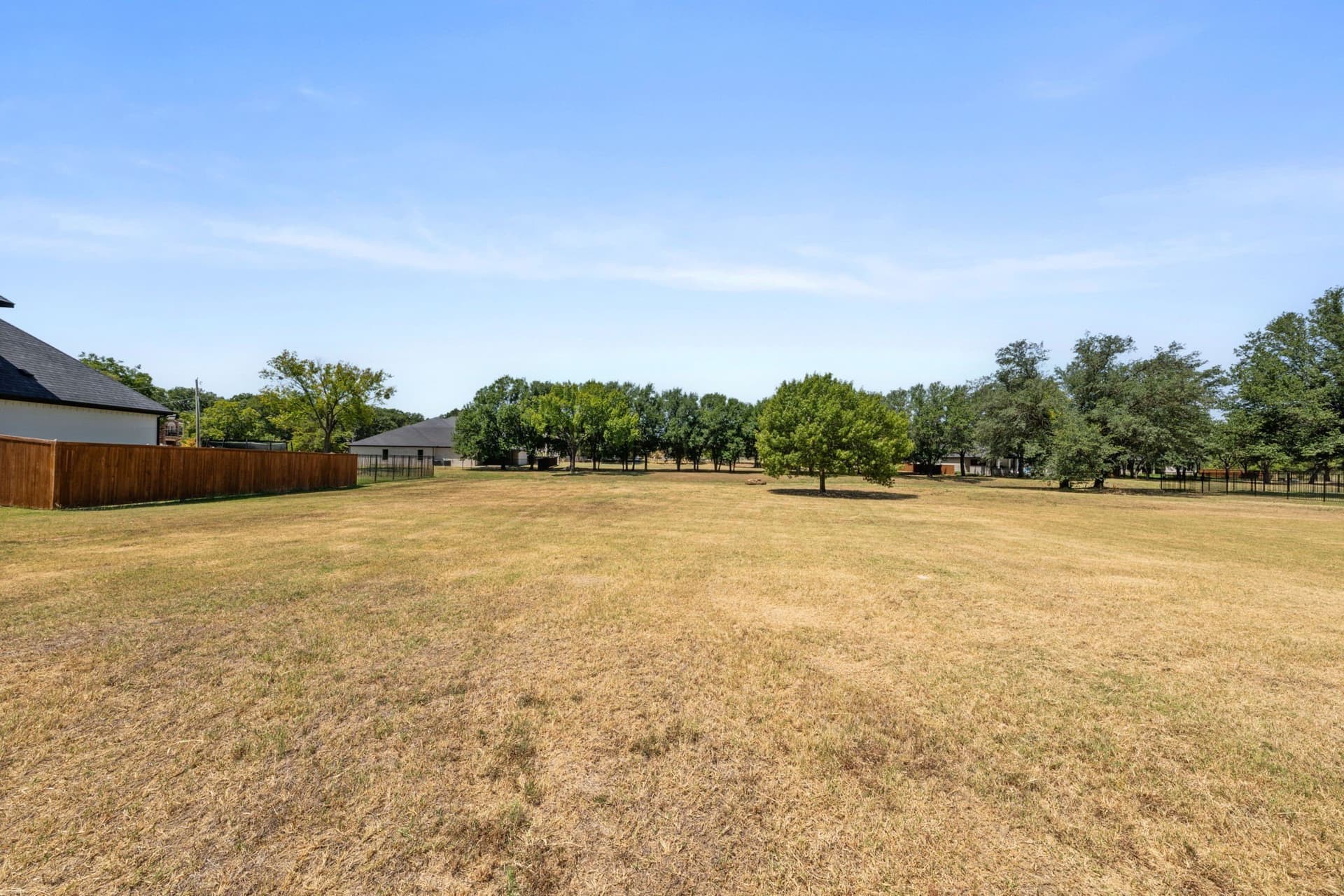 0.34 acres in Tarrant County - photo 10