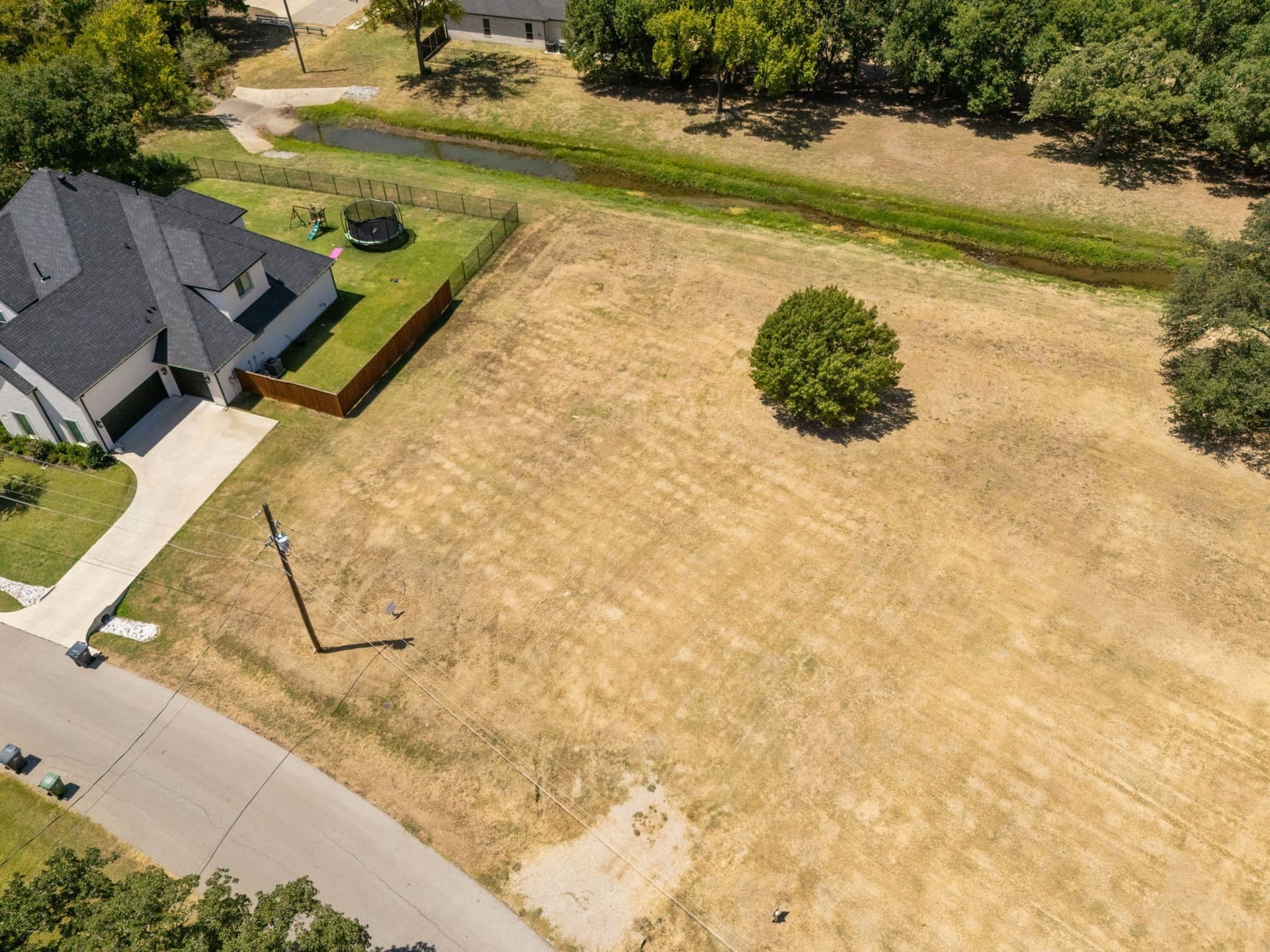 0.34 acres in Tarrant County - photo 8