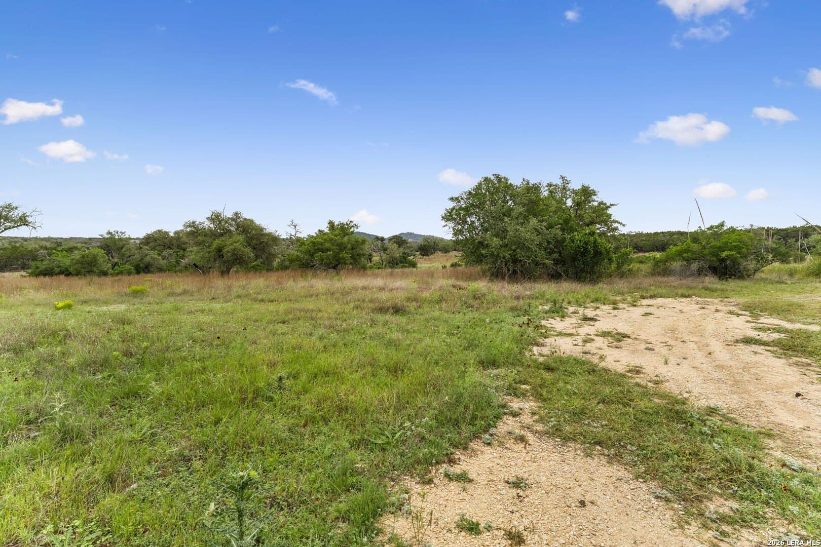 11.9 acres in Bandera County gallery image 2