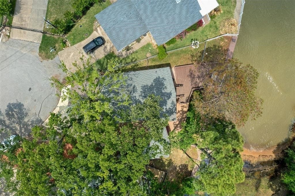 0.09 acres in Henderson County - photo 2
