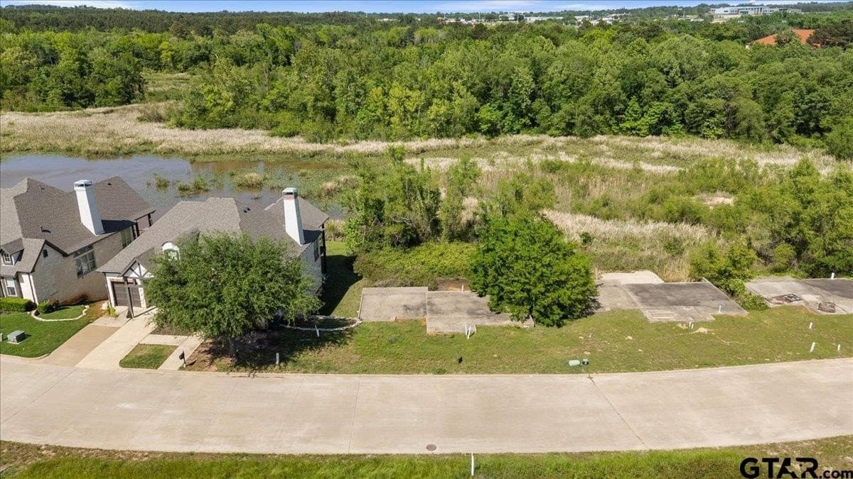 0.19 acres in Smith County gallery image 4