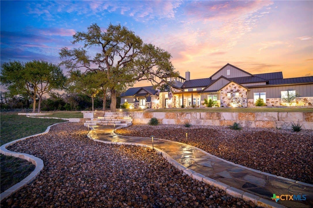 30.7 acres in Comal County gallery image 2