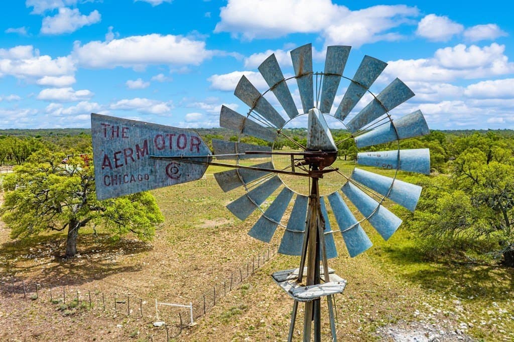 117.06 acres in Gillespie County gallery image 2