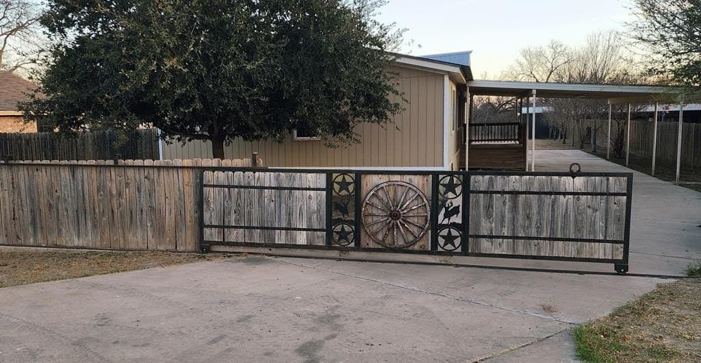 16,758 acres in Maverick County gallery image 4