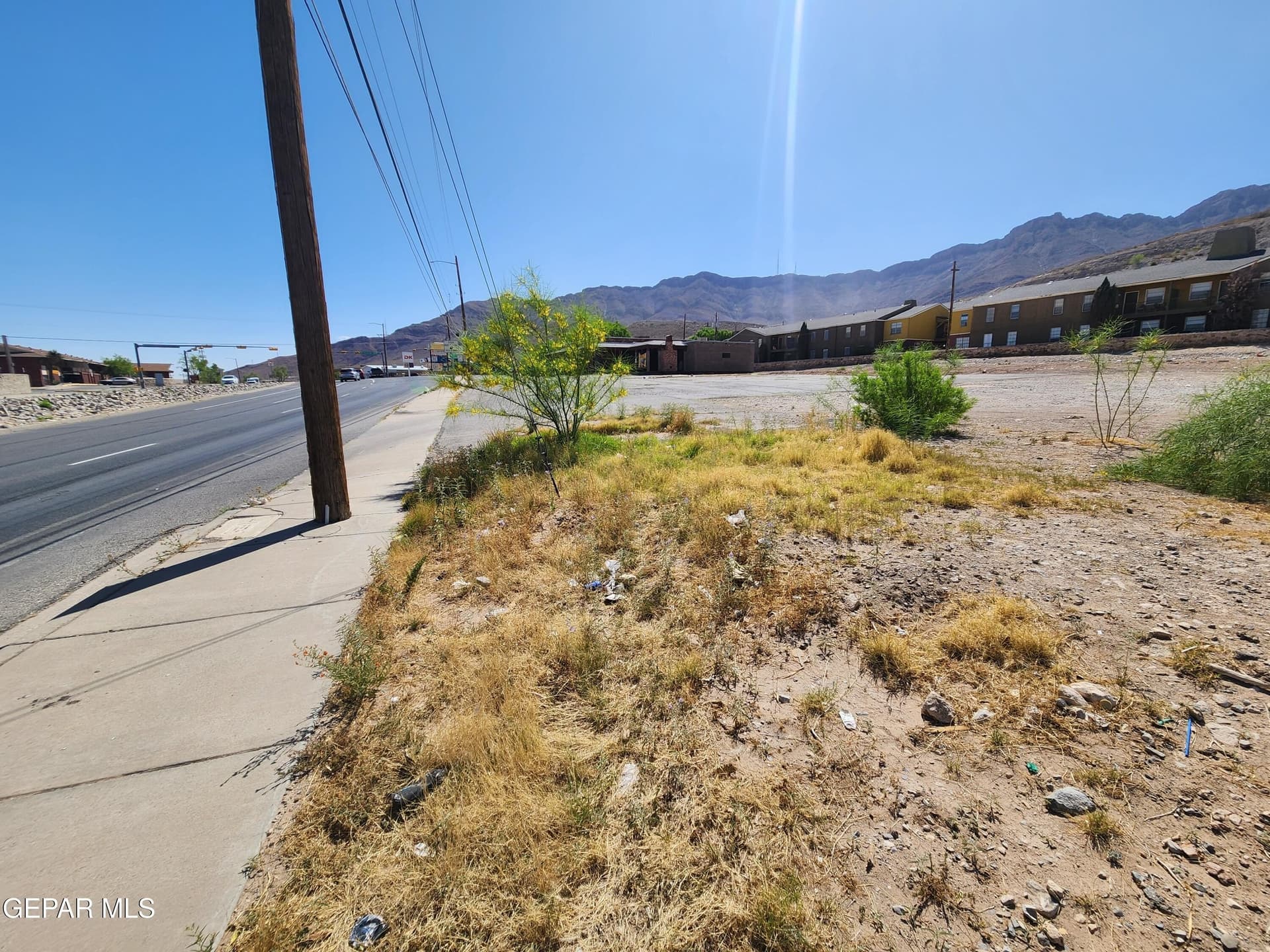 1.05 acres in El Paso County gallery image 2