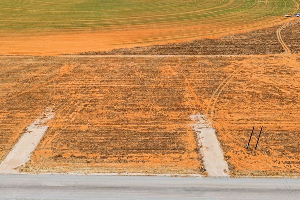 1.38 acres in Gaines County - photo 2