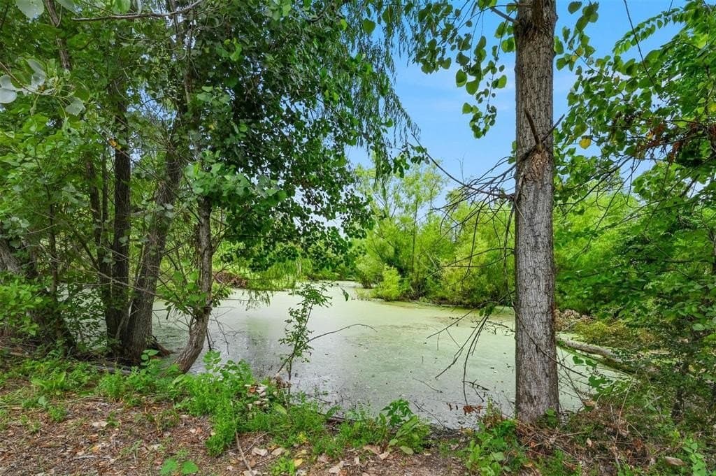 1.64 acres in Grayson County featured view