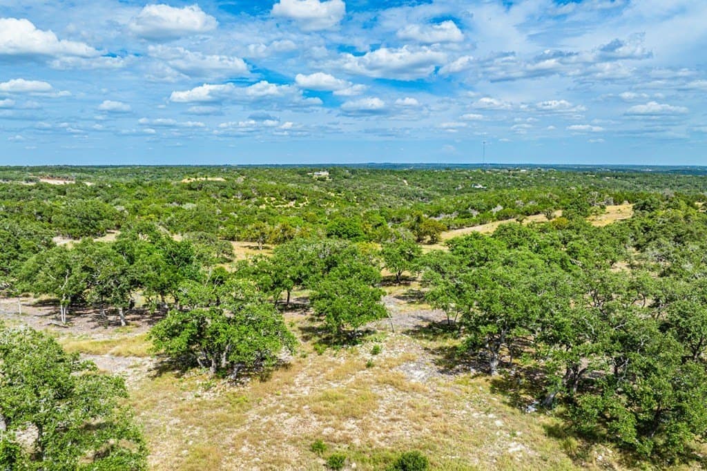 5 acres in Gillespie County gallery image 4