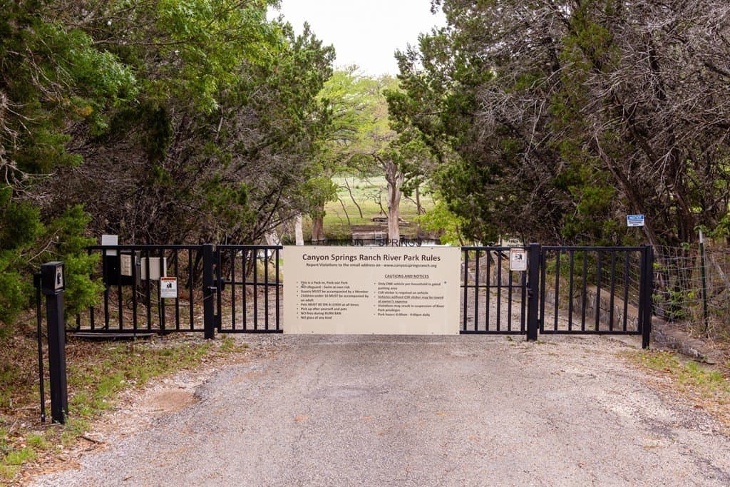 9.67 acres in Kerr County - photo 43