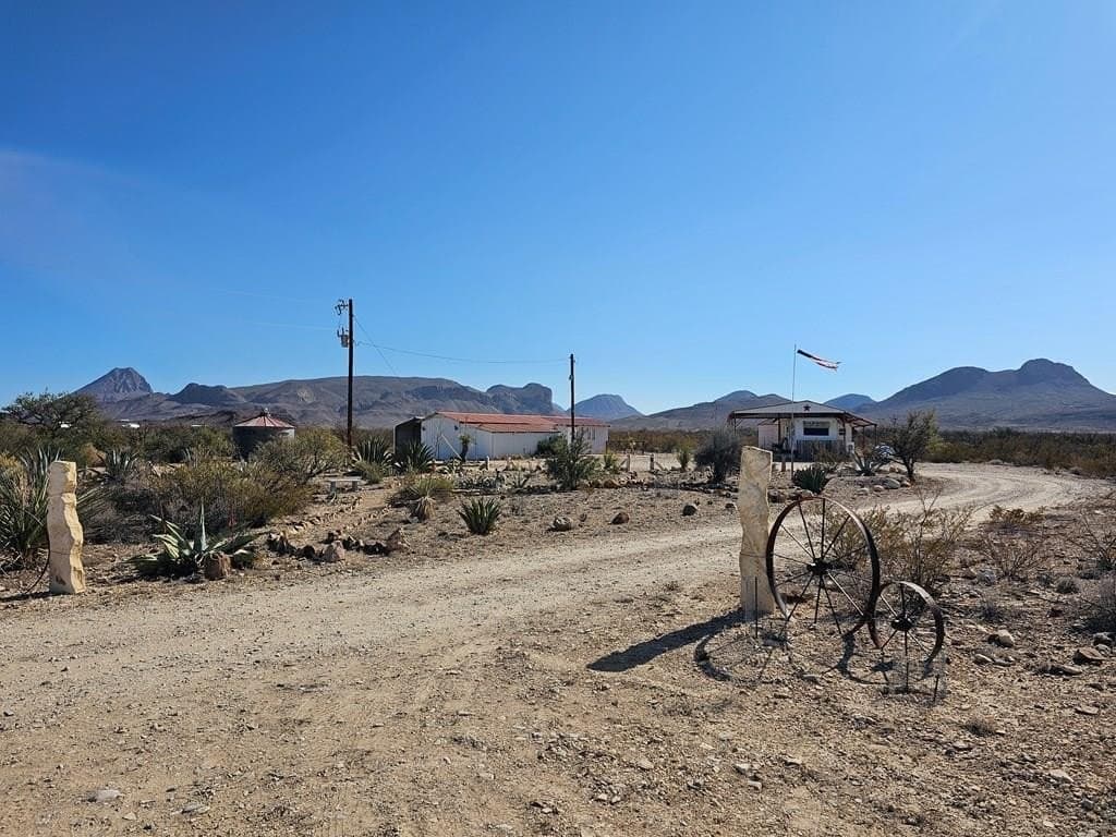 20 acres in Brewster County gallery image 2