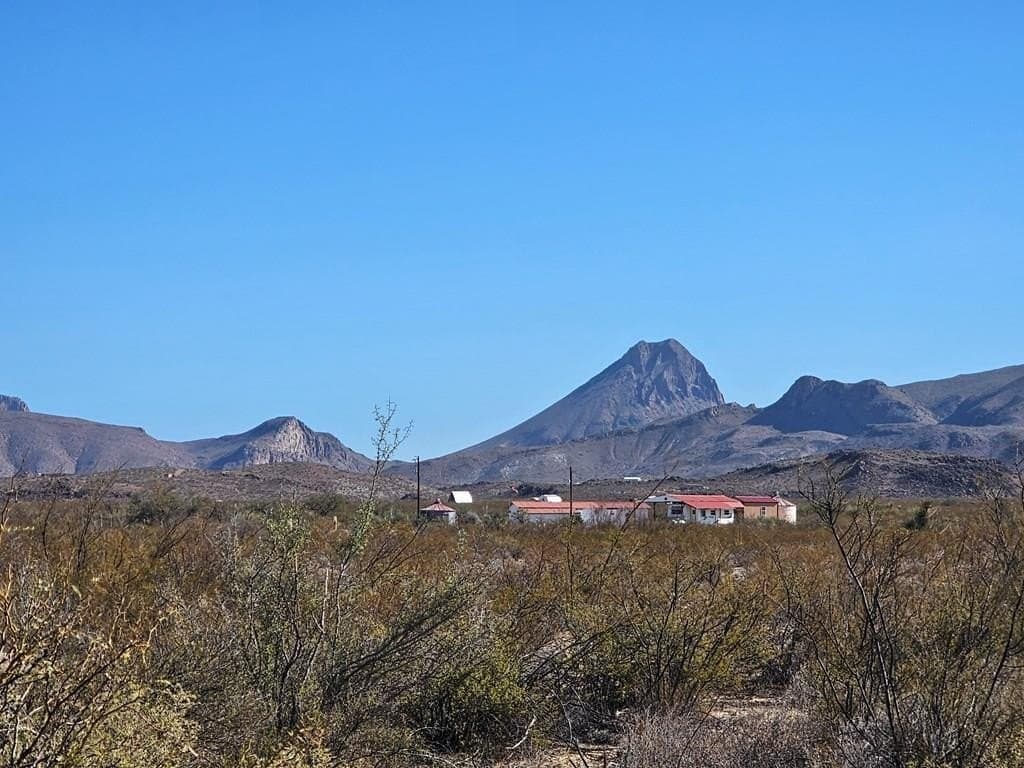 20 acres in Brewster County
