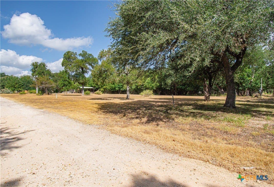 0.71 acres in Bell County - photo 2