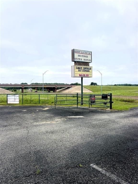 16.78 acres in Henderson County