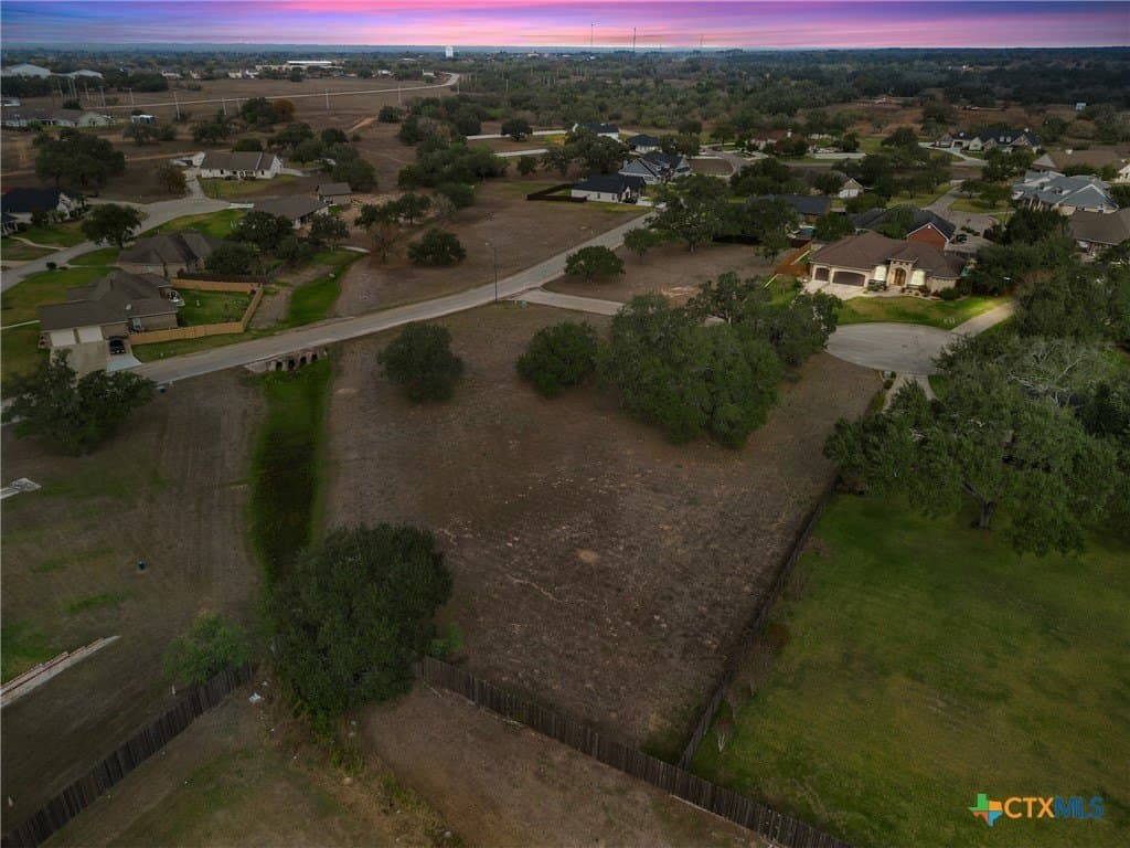 1.26 acres in DeWitt County gallery image 4