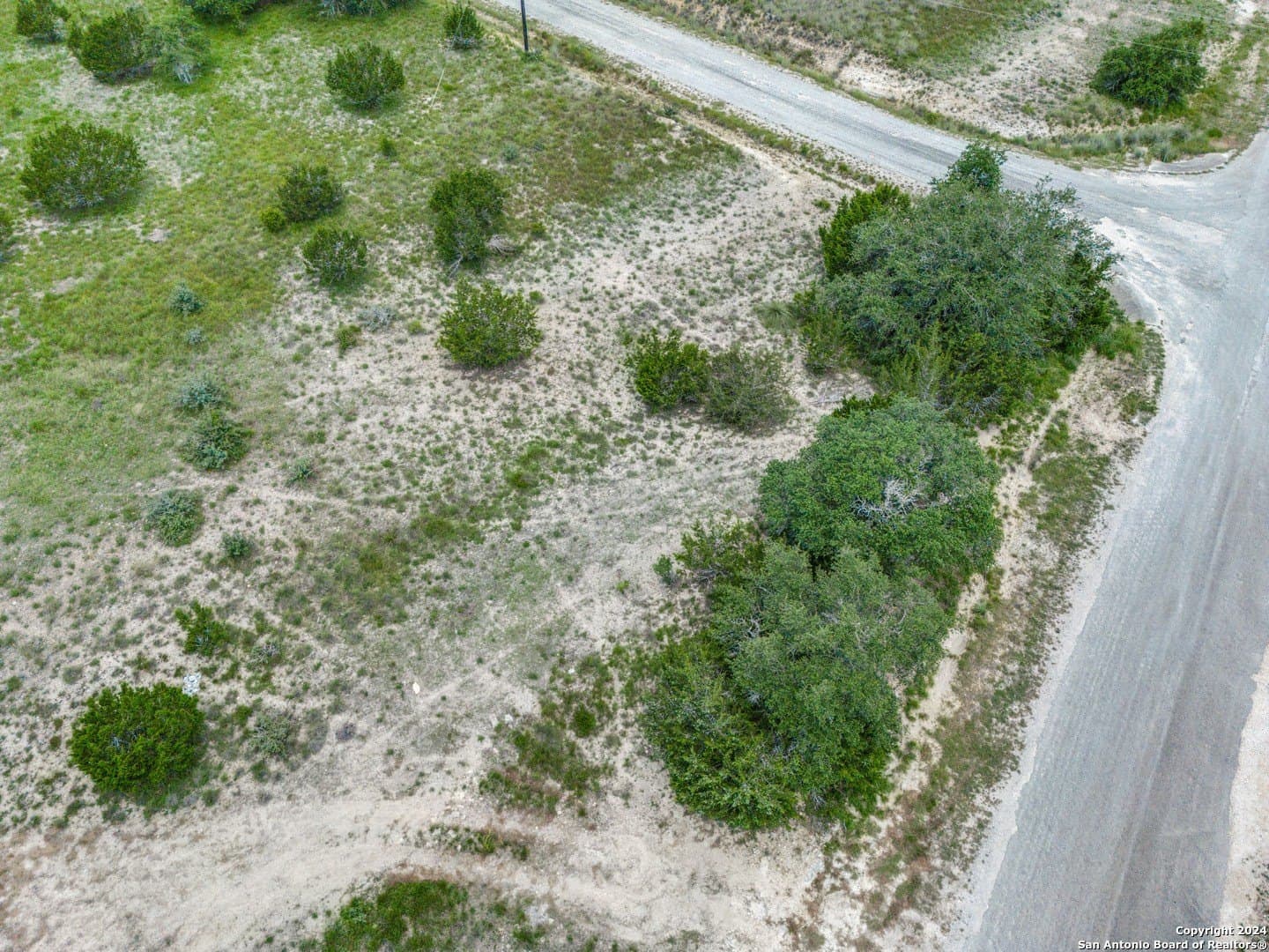 0.33 acres in Blanco County gallery image 3