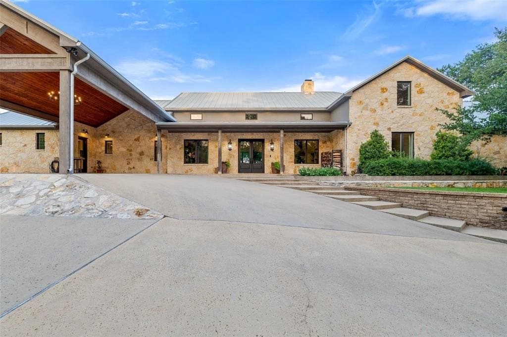 11 acres in McLennan County gallery image 2