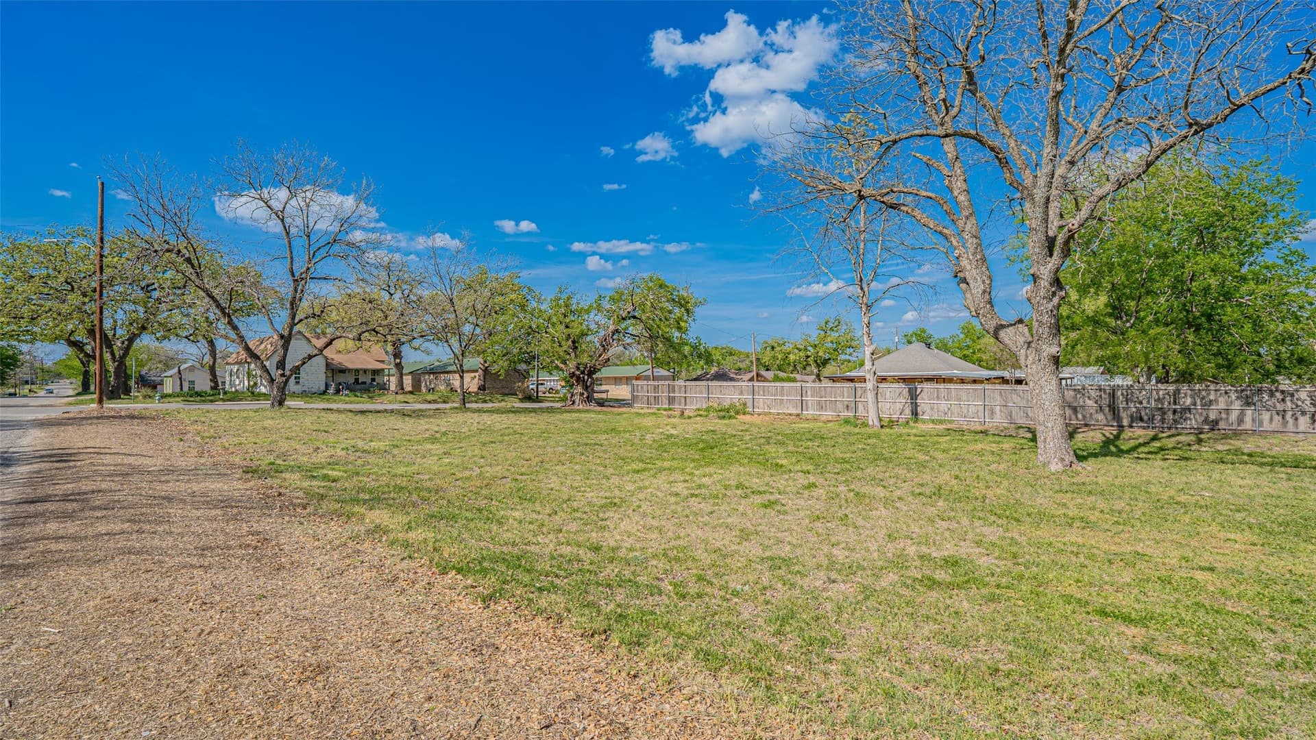 1.1 acres in Erath County - photo 4